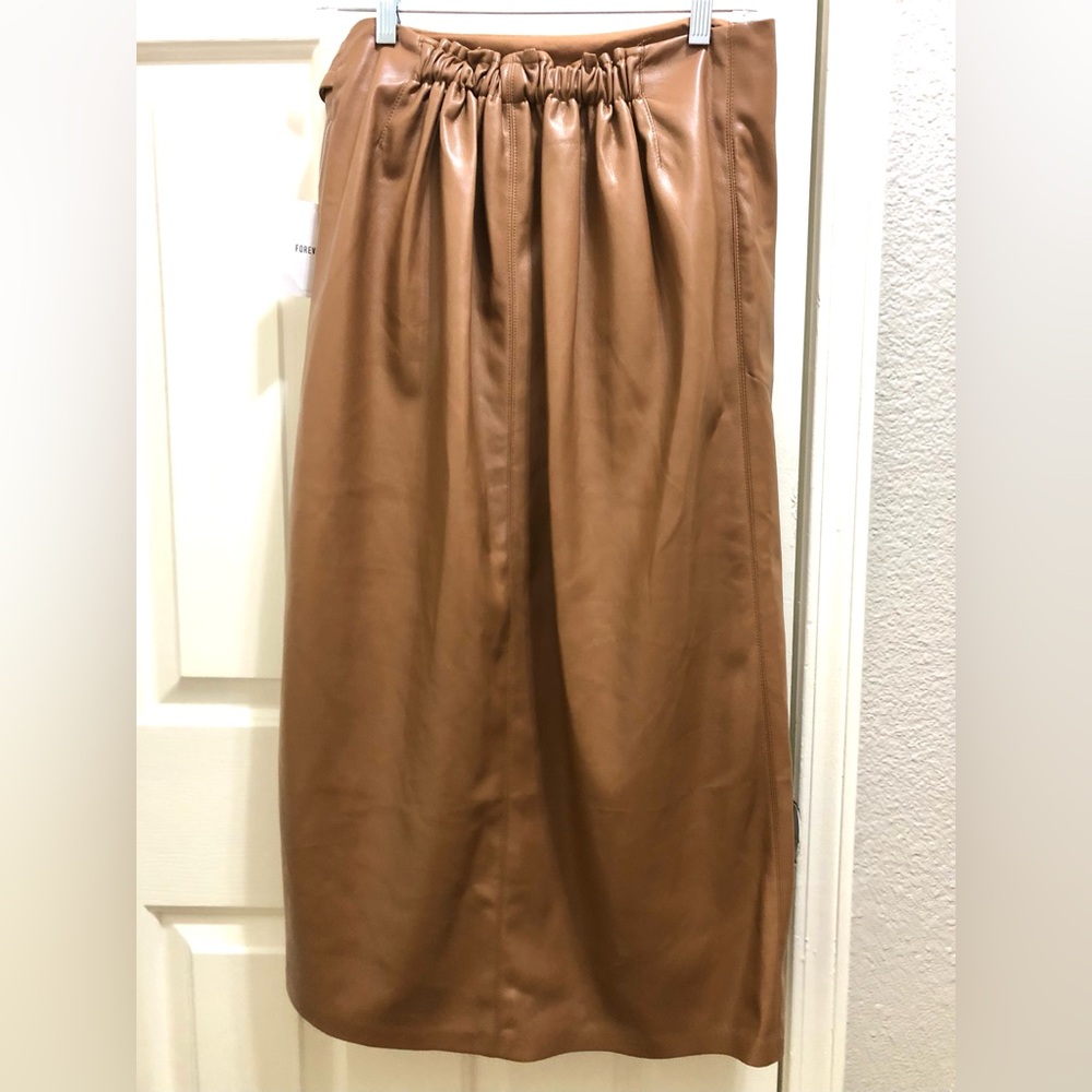NWT Forever 21 Tan Pencil Skirt - Picture 4 of 4
